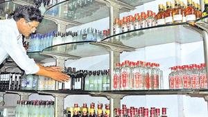 Bihar has been witnessing a complete ban on sale and consumption of alcohol since two years.(Representative photo) Bihar has been witnessing a complete ban on sale and consumption of alcohol since two years.(Representative photo)