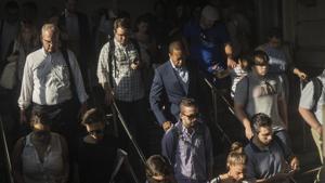 Here’s why these new kind of sweats are going to be your best bet for work wear.(Bloomberg) Here’s why these new kind of sweats are going to be your best bet for work wear.(Bloomberg)