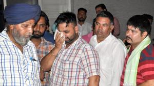 The kin mourns Paramjit Kaur’s death in Amritsar on Monday.(Sameer Sehgal/HT) The kin mourns Paramjit Kaur’s death in Amritsar on Monday.(Sameer Sehgal/HT)