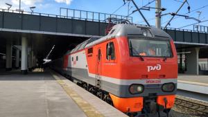 With FIFA World Cup 2018 being held in 11 cities (Moscow, Kaliningrad, St. Petersburg, Volgograd, Kazan, Nizhny Novgorod, Samara, Saransk, Rostov-on-Don, Sochi and Yekaterinburg), these trains help people reach their venues.(HT Photo) With FIFA World Cup 2018 being held in 11 cities (Moscow, Kaliningrad, St. Petersburg, Volgograd, Kazan, Nizhny Novgorod, Samara, Saransk, Rostov-on-Don, Sochi and Yekaterinburg), these trains help people reach their venues.(HT Photo)