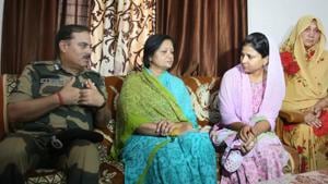 (From Left) BSF DG KK Sharma, along with BWWA president Renu Sharma , consoles the aggrieved family members of martyr Jitendra Singh, at his residence in Jaipur on Thursday.(Himanshu Vyas/HT) (From Left) BSF DG KK Sharma, along with BWWA president Renu Sharma , consoles the aggrieved family members of martyr Jitendra Singh, at his residence in Jaipur on Thursday.(Himanshu Vyas/HT)