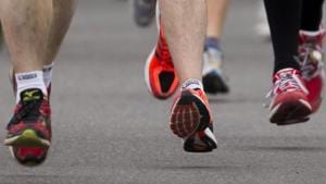 Today, we’ll do a three-minute easy walk, followed by a two-minute slow jog. And repeat that six times.(Getty Images) Today, we’ll do a three-minute easy walk, followed by a two-minute slow jog. And repeat that six times.(Getty Images)
