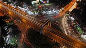 This year, a proposal was made to name the Lokhandwala Complex overpass after Sridevi.(Satyabrata Tripathy/HT Photo) This year, a proposal was made to name the Lokhandwala Complex overpass after Sridevi.(Satyabrata Tripathy/HT Photo)