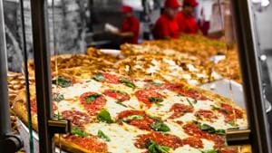 Fresh pizzas at an Italian restaurant in New York.(Shutterstock) Fresh pizzas at an Italian restaurant in New York.(Shutterstock)