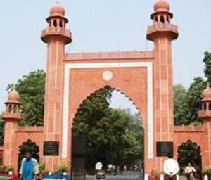 Notice issued to Aligarh Muslim University (AMU) administration for allegedly not complying with the SC/ST reservation rules.(D K Sharma/HT Photo) Notice issued to Aligarh Muslim University (AMU) administration for allegedly not complying with the SC/ST reservation rules.(D K Sharma/HT Photo)