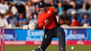 Alex Hales blasted a magnificent 58* as England levelled the three-match series 1-1 with a five-wicket win in the Cardiff game. Get highlights of second Twenty20 between India vs England.(REUTERS)