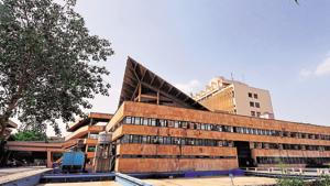 The Indian Institute of Technology-Delhi, Indian Institute of Technology-Bombay and Indian Institute of Science, Bengaluru were the three public institutes announced as IoE.15th June 2012.(HT file) The Indian Institute of Technology-Delhi, Indian Institute of Technology-Bombay and Indian Institute of Science, Bengaluru were the three public institutes announced as IoE.15th June 2012.(HT file)