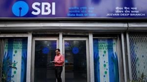SBI was defrauded to the extent of Rs 136.93 crore, CBI said.(Reuters) SBI was defrauded to the extent of Rs 136.93 crore, CBI said.(Reuters)