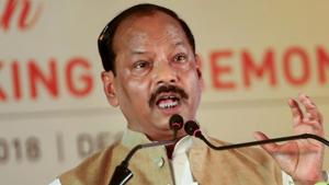 Jharkhand chief minister Raghubar Das addresses a conference in Deoghar.(PTI File Photo) Jharkhand chief minister Raghubar Das addresses a conference in Deoghar.(PTI File Photo)