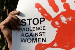 The women helpline at Gujarat received 435,378 complaints by women till November, while Uttar Pradesh got 314,455 complaints, Bihar (377,917), Andhra Pradesh (393,676), Telangana (275,324) and Punjab (106,622).(AFP/Picture for representation) The women helpline at Gujarat received 435,378 complaints by women till November, while Uttar Pradesh got 314,455 complaints, Bihar (377,917), Andhra Pradesh (393,676), Telangana (275,324) and Punjab (106,622).(AFP/Picture for representation)