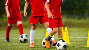 Here’s why you should reduce head butting while playing football.(Shutterstock) Here’s why you should reduce head butting while playing football.(Shutterstock)