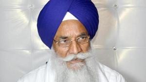 Akal Takht jathedar Gurbachan Singh appealed to all Sikhs and everyone to stay away from drug abuse.(HT PHOTO)