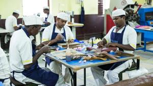 Officials have started training more inmates in Thane, Taloja and Yerawada prisons; they will introduce it in other jails later.(HT Photo) Officials have started training more inmates in Thane, Taloja and Yerawada prisons; they will introduce it in other jails later.(HT Photo)