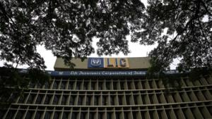 LIC has been looking to enter the banking space by acquiring a majority stake in IDBI Bank as the deal is expected to provide business synergies despite the lender’s stressed balance sheet.(Reuters File Photo) LIC has been looking to enter the banking space by acquiring a majority stake in IDBI Bank as the deal is expected to provide business synergies despite the lender’s stressed balance sheet.(Reuters File Photo)