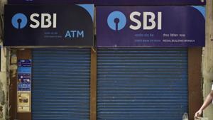 Candidates who clear the SBI clerk preliminary exam need to appear in the main exam. The tentative date for SBI clerk main examination is August 5 while the tentative date for download of call letter for main exam is July 23, 2018.(HT file) Candidates who clear the SBI clerk preliminary exam need to appear in the main exam. The tentative date for SBI clerk main examination is August 5 while the tentative date for download of call letter for main exam is July 23, 2018.(HT file)