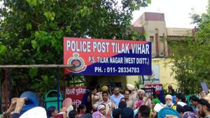 According to the autopsy report, the 17-year-old girl died due to asphyxia caused by hanging.(HT Photo) According to the autopsy report, the 17-year-old girl died due to asphyxia caused by hanging.(HT Photo)