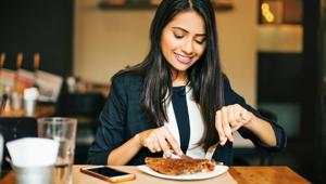 The research suggests that long-term late night snacking may have a similar effect to night-shift work and circadian disruption.(Shutterstock) The research suggests that long-term late night snacking may have a similar effect to night-shift work and circadian disruption.(Shutterstock)