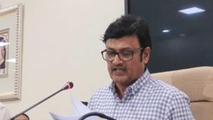 Cabinet minister Rajendra Rathore addresses a press conference in Jaipur on Wednesday.(HT PHOTO) Cabinet minister Rajendra Rathore addresses a press conference in Jaipur on Wednesday.(HT PHOTO)