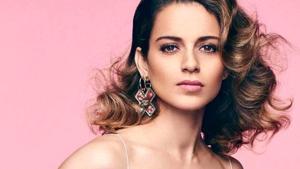 Who wouldn’t want to follow Kangana Ranaut’s fashion choices and wear a comfy but chic cotton suit right now? (Instagram) Who wouldn’t want to follow Kangana Ranaut’s fashion choices and wear a comfy but chic cotton suit right now? (Instagram)
