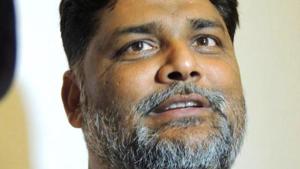 While tendering his apology, Yadav said he took recourse to such a behaviour to raise an important issue concerning Bihar where 11 crore people are suffering on account of drought and floods.(HT Photo) While tendering his apology, Yadav said he took recourse to such a behaviour to raise an important issue concerning Bihar where 11 crore people are suffering on account of drought and floods.(HT Photo)