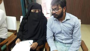 Nida Khan and her brother met district magistrate Pinki Jowel.(HT Photo) Nida Khan and her brother met district magistrate Pinki Jowel.(HT Photo)