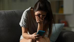 Stalking your ex online is one of the worst thing you can do after a break-up.(Shutterstock) Stalking your ex online is one of the worst thing you can do after a break-up.(Shutterstock)