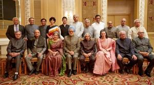 The entire cast of the film based on Sanjaya Baru’s book The Accidental Prime Minister.(Taran_adarsh/Twitter) The entire cast of the film based on Sanjaya Baru’s book The Accidental Prime Minister.(Taran_adarsh/Twitter)
