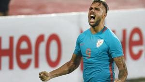 File image of Robin Singh during the Tri -Nation Series International friendly match in Mumbai.(PTI) File image of Robin Singh during the Tri -Nation Series International friendly match in Mumbai.(PTI)
