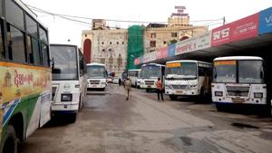 Buses parked at the Sindhi camp bus stand in Jaipur on Wednesday.(Prabhakar Sharma/HT PHOTO) Buses parked at the Sindhi camp bus stand in Jaipur on Wednesday.(Prabhakar Sharma/HT PHOTO)