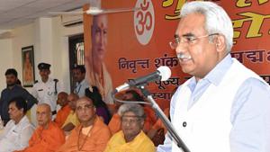 Uttarakhand minister Madan Kaushik addresses saints at Bharat Mata temple in Haridwar on Wednesday.(RAMESHWAR GAUR/HT) Uttarakhand minister Madan Kaushik addresses saints at Bharat Mata temple in Haridwar on Wednesday.(RAMESHWAR GAUR/HT)