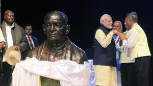 Prime Minister Narendra Modi after unveiling a bust of Sardar Patel in Uganda capital Kampala on Tuesday.(AP photo) Prime Minister Narendra Modi after unveiling a bust of Sardar Patel in Uganda capital Kampala on Tuesday.(AP photo)
