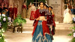 Large puffed sleeves, flowy gowns, printed lehengas paired with muted blouse were some of the highlights of designer Anju Modi’s collection at the India Couture Week 2018.(Raajessh Kashyap/HT Photo) Large puffed sleeves, flowy gowns, printed lehengas paired with muted blouse were some of the highlights of designer Anju Modi’s collection at the India Couture Week 2018.(Raajessh Kashyap/HT Photo)