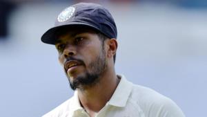 Umesh Yadav ended day 2 with figures of 2/23 against Essex at Chelmsford.(AFP) Umesh Yadav ended day 2 with figures of 2/23 against Essex at Chelmsford.(AFP)