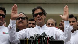 Cricket star-turned-politician Imran Khan promised ease of doing business and inviting investments for employment generation.(Reuters) Cricket star-turned-politician Imran Khan promised ease of doing business and inviting investments for employment generation.(Reuters)