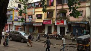 Shops and markets in Kopar Khairane, however, remained shut even on Friday.(Bachchan Kumar) Shops and markets in Kopar Khairane, however, remained shut even on Friday.(Bachchan Kumar)