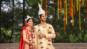Janhvi Kapoor and Ishaan Khatter in a still from Dhadak.(Twitter) Janhvi Kapoor and Ishaan Khatter in a still from Dhadak.(Twitter)