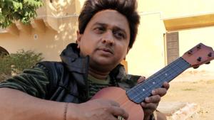 Actor Shridhar Watsar plays the role of Purshottam in Dhadak. Actor Shridhar Watsar plays the role of Purshottam in Dhadak.