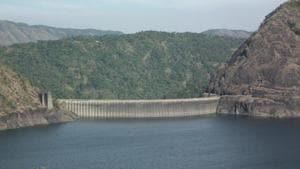Water level in the Idukki dam touched the brim after 25 years as heavy rain continued to pound many parts of Kerala.(ANI File Photo) Water level in the Idukki dam touched the brim after 25 years as heavy rain continued to pound many parts of Kerala.(ANI File Photo)