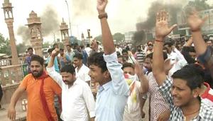 Protesting against the encounter death of gangster Anandpal, Rajput outfits had burnt tyres and staged protest in Bikaner .(HT File) Protesting against the encounter death of gangster Anandpal, Rajput outfits had burnt tyres and staged protest in Bikaner .(HT File)