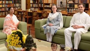 Mamata Banerjee said priority is to defeat BJP, after her meeting with Sonia and Rahul Gandhi(Twitter/@INCIndia) Mamata Banerjee said priority is to defeat BJP, after her meeting with Sonia and Rahul Gandhi(Twitter/@INCIndia)