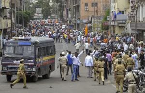 Solapur: Police personnel clash with the Maratha Kranti Morcha protesters during their district bandh called for reservations in jobs and education. While surveys from sources such as National Sample Survey Office (NSSO) give statistics on consumption, employment and asset levels of broad caste groups – Scheduled Caste (SC), Scheduled Tribe (ST), Other Backward Classes (OBC) and others – there is no information at the intra-caste or jati level about these things.(PTI) Solapur: Police personnel clash with the Maratha Kranti Morcha protesters during their district bandh called for reservations in jobs and education. While surveys from sources such as National Sample Survey Office (NSSO) give statistics on consumption, employment and asset levels of broad caste groups – Scheduled Caste (SC), Scheduled Tribe (ST), Other Backward Classes (OBC) and others – there is no information at the intra-caste or jati level about these things.(PTI)