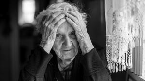 The study was not set up to explain why non-drinkers might be more prone to cognitive decline, but the findings offered possible clues.(Shutterstock) The study was not set up to explain why non-drinkers might be more prone to cognitive decline, but the findings offered possible clues.(Shutterstock)