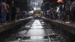 Railway Recruitment 2018: Candidates can log in with their credentials through the link provided on the official websites of RRBs and download their e-call letters.(Pratik Chorge/HT file) Railway Recruitment 2018: Candidates can log in with their credentials through the link provided on the official websites of RRBs and download their e-call letters.(Pratik Chorge/HT file)