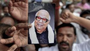 Dravida Munnetra Kazhagam supporters outside the hospital, where DMK chief M Karunanidhi is being treated, in Chennai on July 30, 2018.(PTI File Photo) Dravida Munnetra Kazhagam supporters outside the hospital, where DMK chief M Karunanidhi is being treated, in Chennai on July 30, 2018.(PTI File Photo)