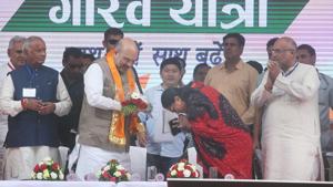 Chief minister Vasundhara Raje greets BJP national president Amit Shah ahead of launch of Rajasthan Gaurav Yatra in Rajasthan’s Rajsamand district.(Himanshu Vyas/HT Photo) Chief minister Vasundhara Raje greets BJP national president Amit Shah ahead of launch of Rajasthan Gaurav Yatra in Rajasthan’s Rajsamand district.(Himanshu Vyas/HT Photo)