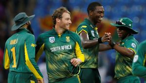 South Africa players celebrate after they won the 3rd ODI against Sri Lanka at Pallekele on August 5, 2018.(REUTERS) South Africa players celebrate after they won the 3rd ODI against Sri Lanka at Pallekele on August 5, 2018.(REUTERS)