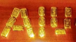 The 20 gold bars weighed around 2.3kg.(HT Photo) The 20 gold bars weighed around 2.3kg.(HT Photo)