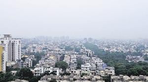 Aview of sector-31 near Delhi-Gurugram expressway, in Gurugram, on Monday, August 6, 2018. Experts blamed poor wind speed for higher concentration of pollutants in the city’s air.(Parveen Kumar/ HT Photo) Aview of sector-31 near Delhi-Gurugram expressway, in Gurugram, on Monday, August 6, 2018. Experts blamed poor wind speed for higher concentration of pollutants in the city’s air.(Parveen Kumar/ HT Photo)