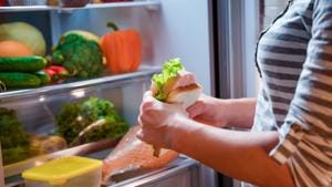 Weight loss tips: Some foods don’t satiate you, and can make you overeat junk food at the worst of times.(Shutterstock) Weight loss tips: Some foods don’t satiate you, and can make you overeat junk food at the worst of times.(Shutterstock)