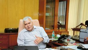 RS Sharma has been appointed as the Trai chief till September 30, 2020.(File Photo) RS Sharma has been appointed as the Trai chief till September 30, 2020.(File Photo)